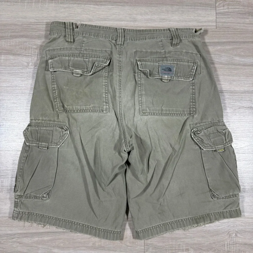 The North Face Rare Cargo Shorts All Over Patches Distressed Heavy Hunting SZ 32